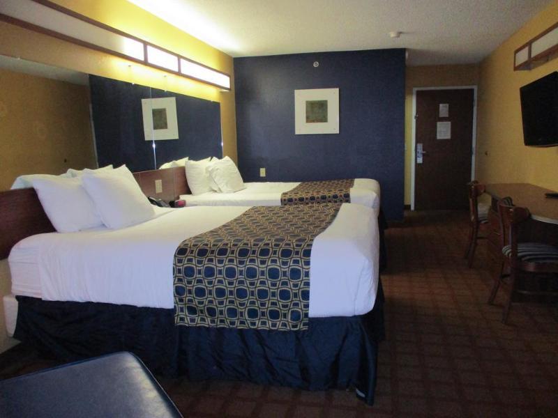Quality Inn & Suites Watertown Fort Drum Calcium Eksteriør billede